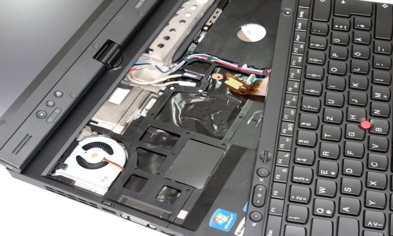 Packard Bell Laptop Klavye Değişimi